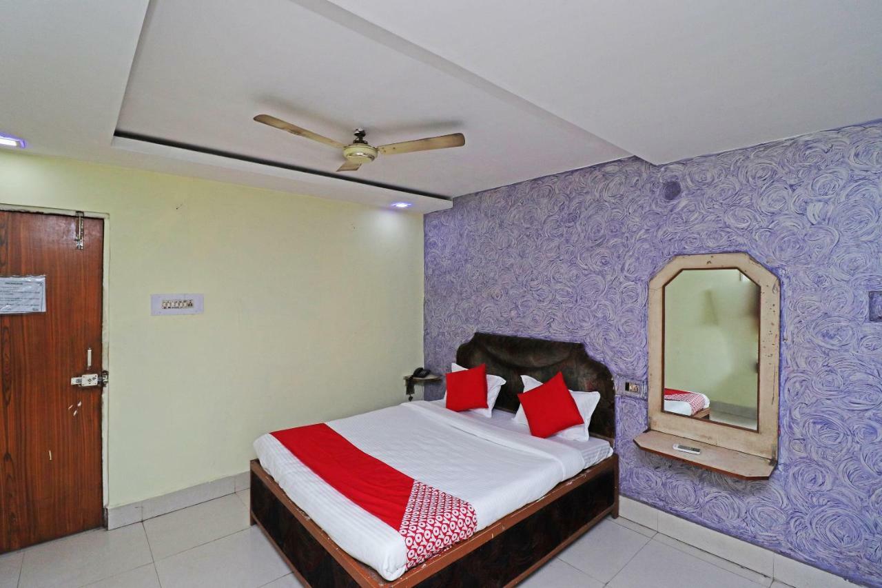 Oyo 39838 Riverside Hotel Bilaspur  Bagian luar foto